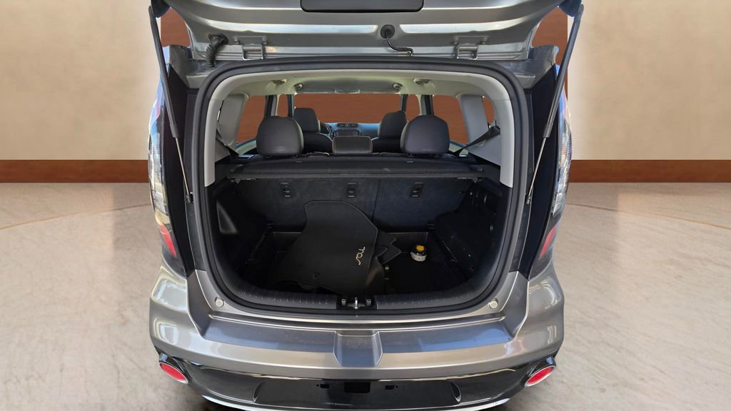 Used 2018 Kia Soul ! FWD image 36