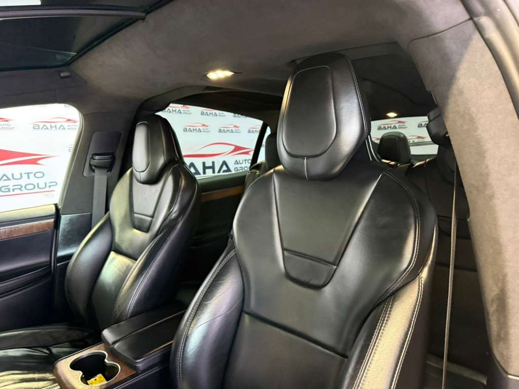 Used 2017 Tesla Model X 100D image 35