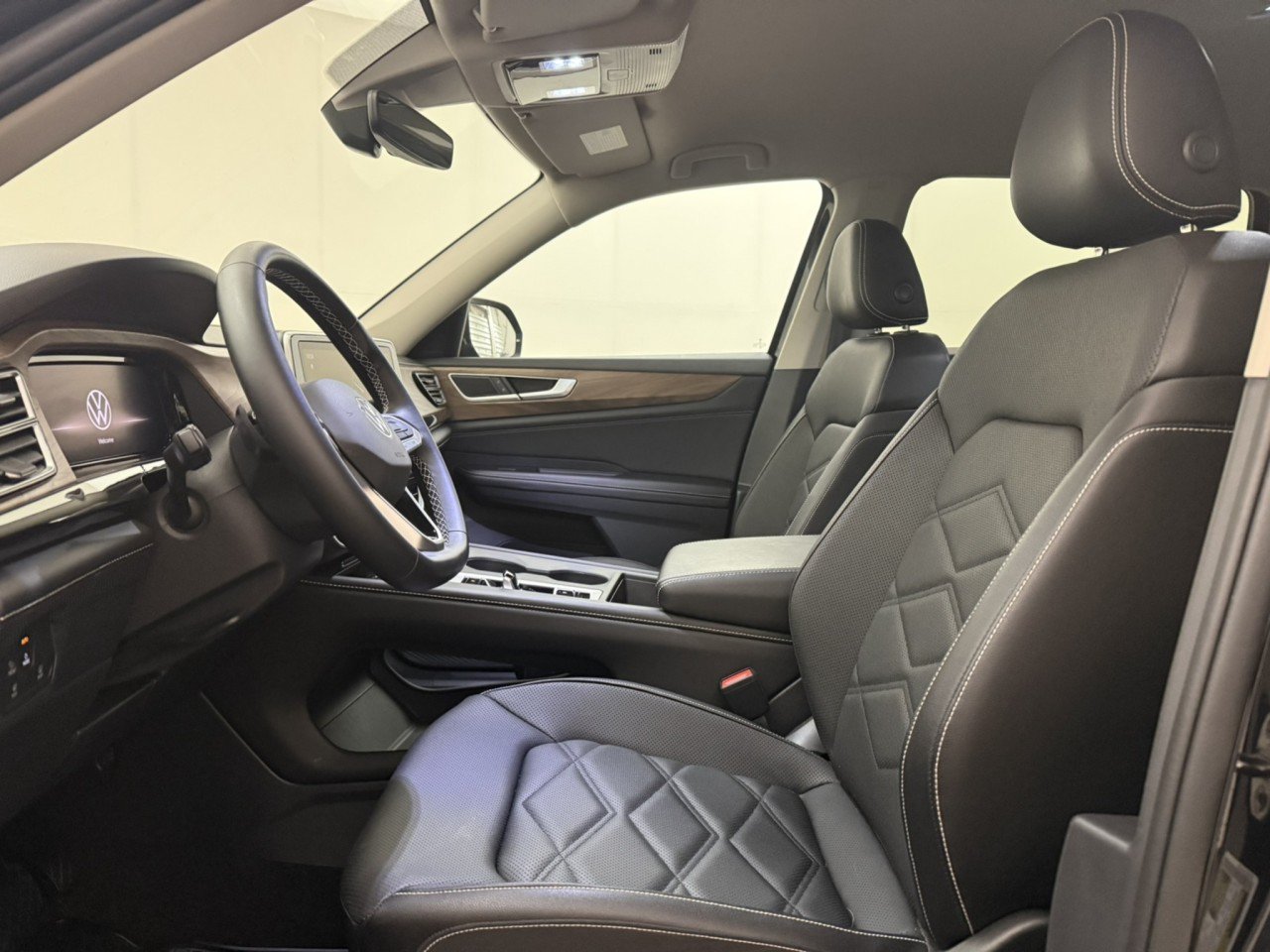 Used 2026 Volkswagen Atlas SE AWD/4WD image 15