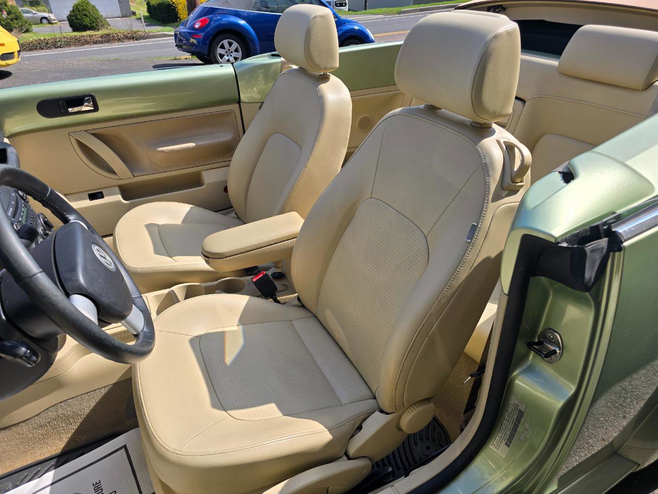Used 2008 Volkswagen Beetle SE image 10