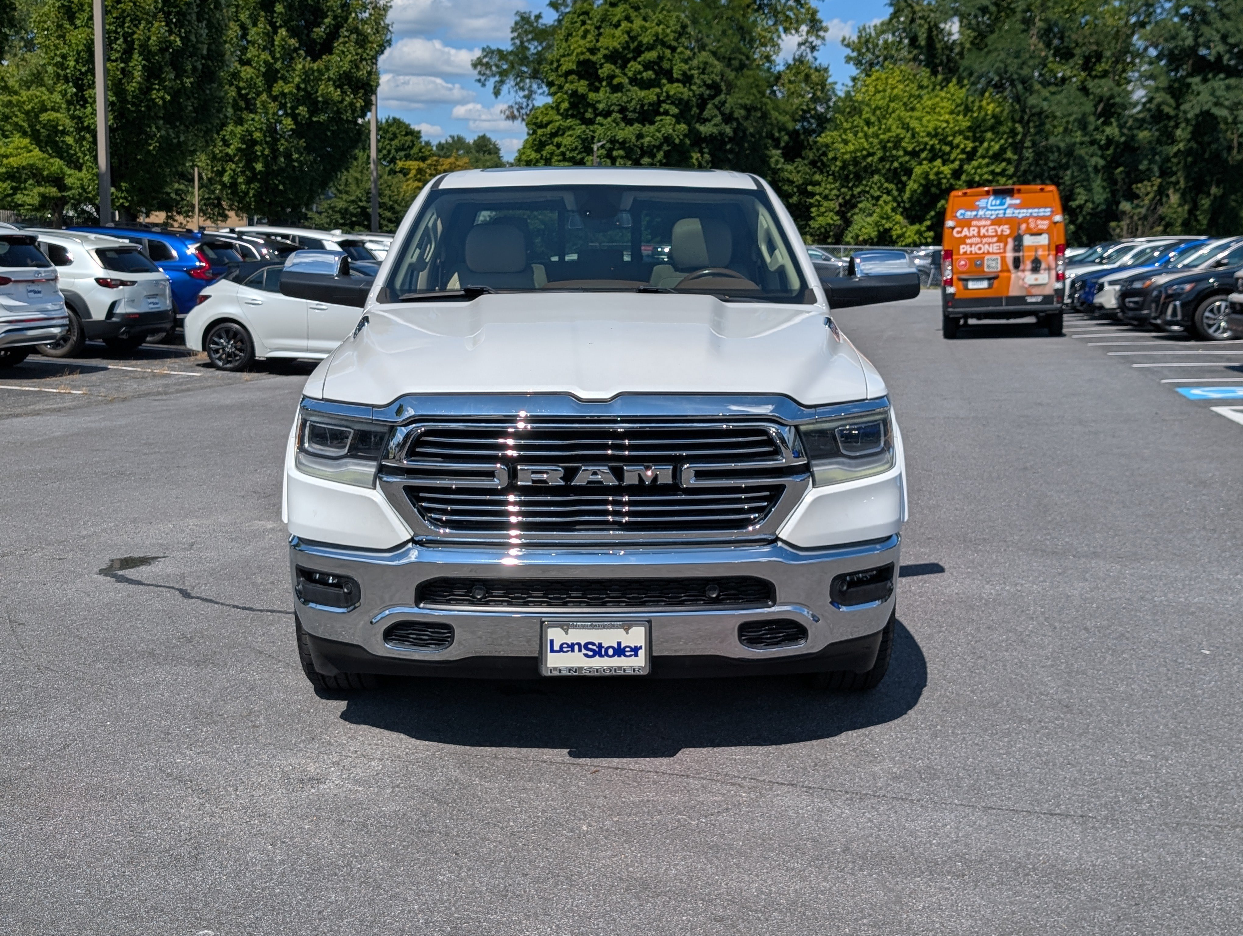 Used 2020 RAM 1500 Laramie AWD/4WD image 8