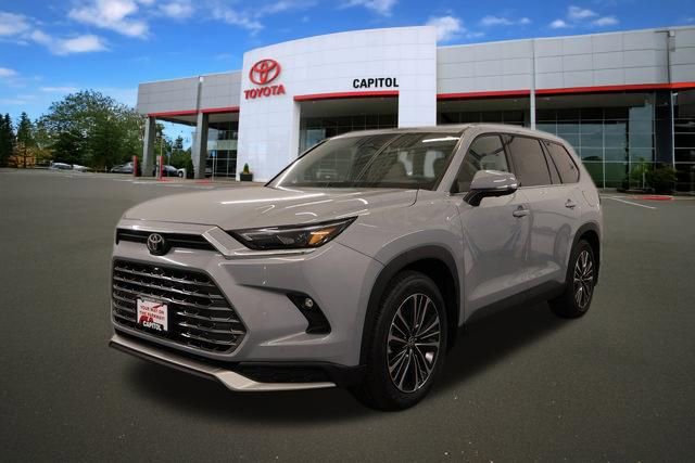Certified 2025 Toyota Grand Highlander AWD Hybrid image 6