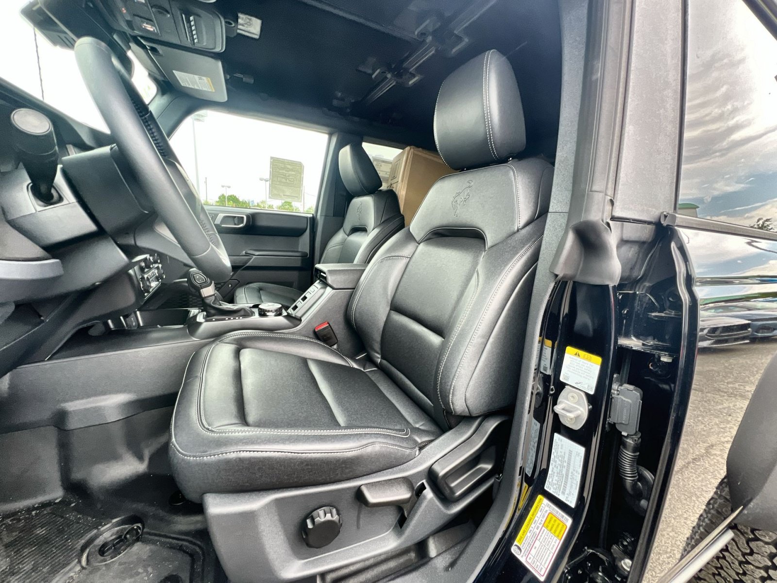 New 2025 Ford Bronco Badlands w/ Sasquatch Package AWD/4WD image 21
