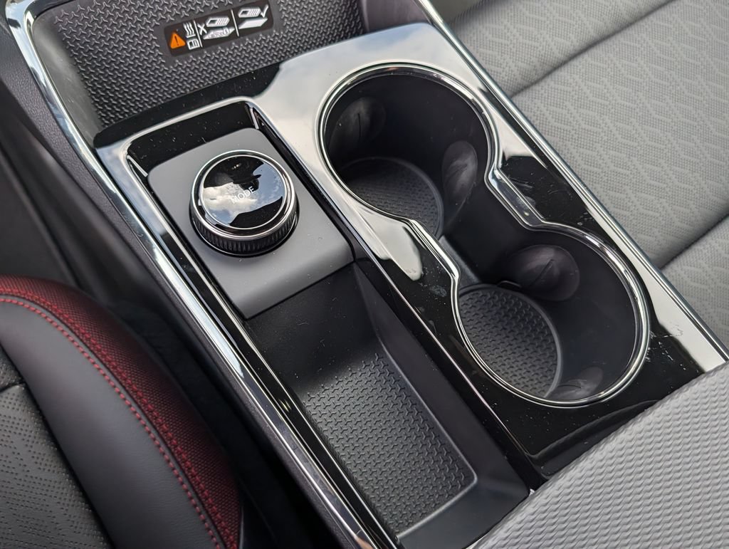 New 2027 Chevrolet Equinox RS w/ Convenience Package III FWD image 21