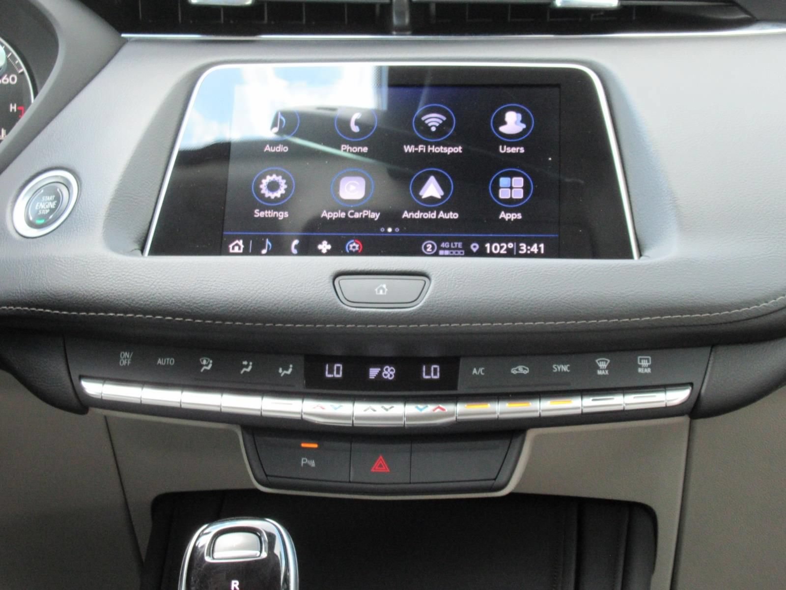 Used 2022 Cadillac XT4 Premium Luxury w/ Safety Alert Package AWD/4WD image 15