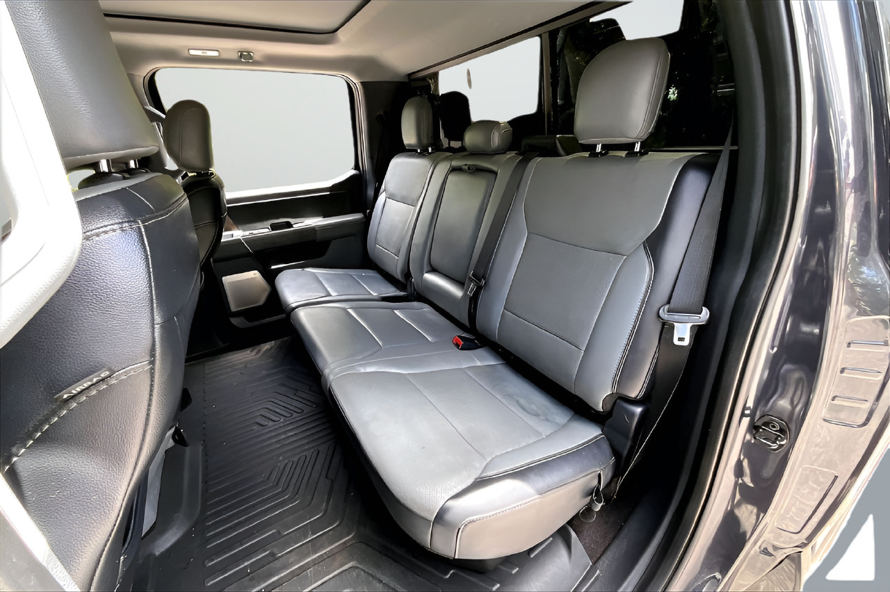 Used 2021 Ford F150 Lariat w/ Equipment Group 502A High AWD/4WD image 19