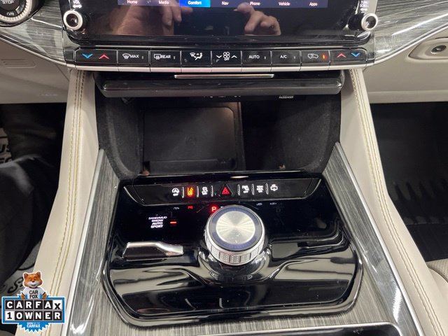 Used 2022 Jeep Wagoneer Series II AWD/4WD image 22