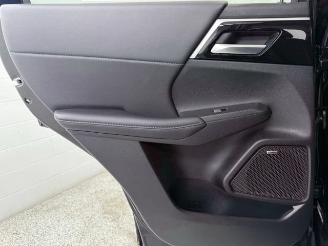 New 2026 Mitsubishi Outlander SE FWD image 23