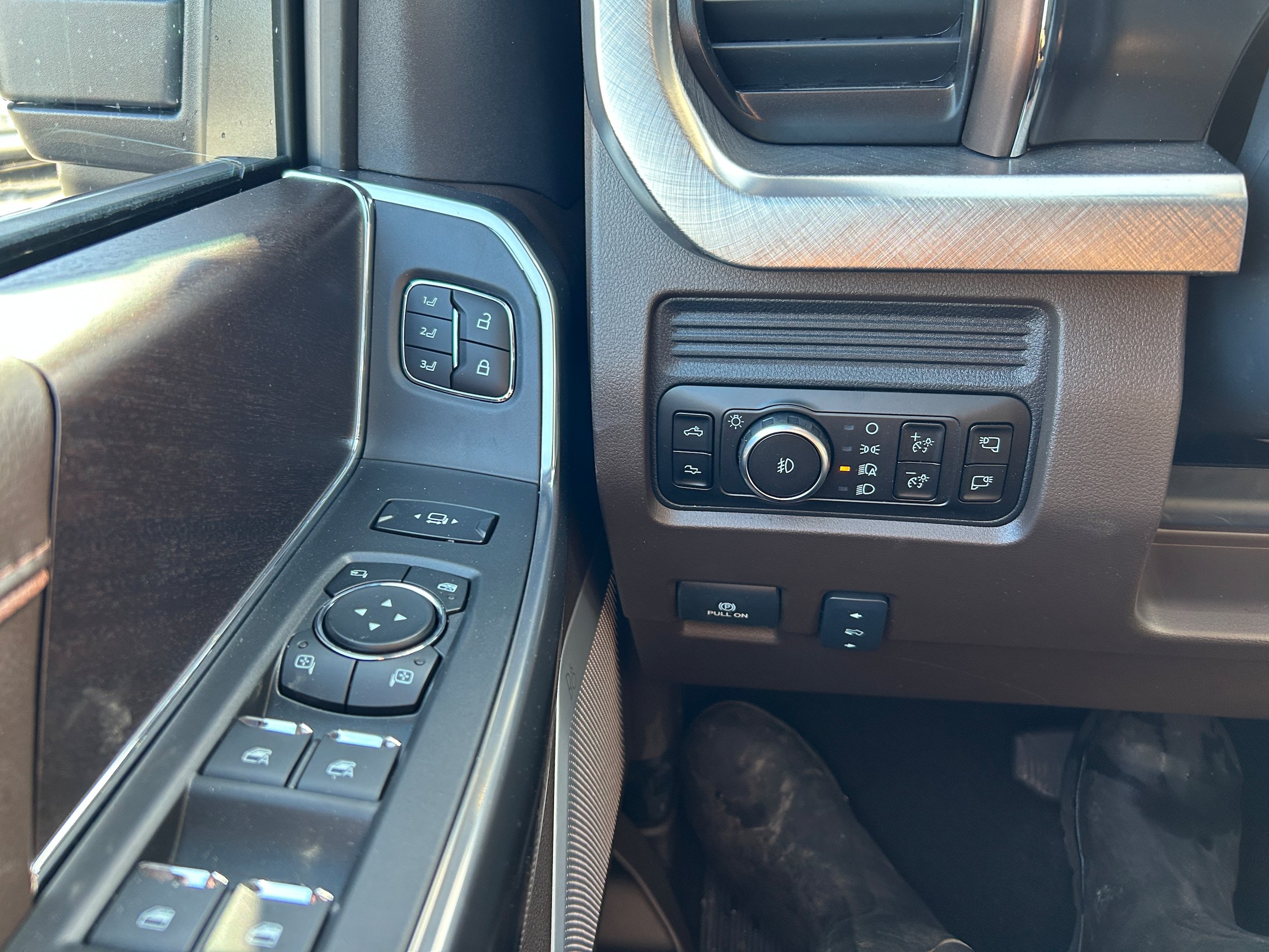 New 2026 Ford F250 King Ranch w/ Tremor Off-Road Package AWD/4WD image 56