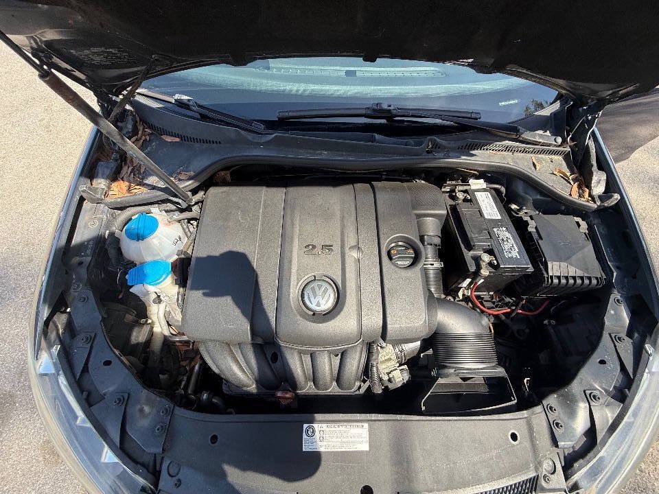Used 2010 Volkswagen Jetta SE FWD image 20