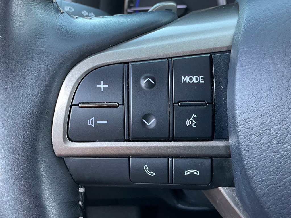 Certified 2020 Lexus RX 450hL AWD w/ Premium Package image 30