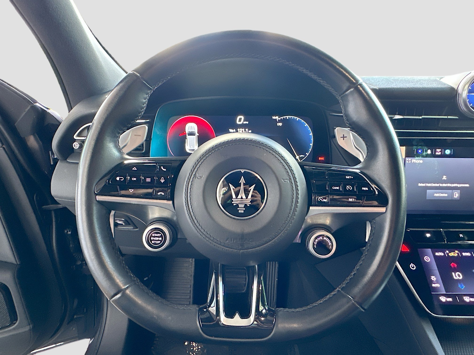 Used 2023 Maserati Grecale GT image 11