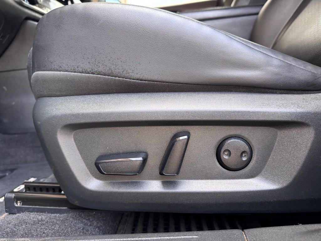 Used 2023 Nissan Rogue SV w/ SV Premium Package FWD image 8
