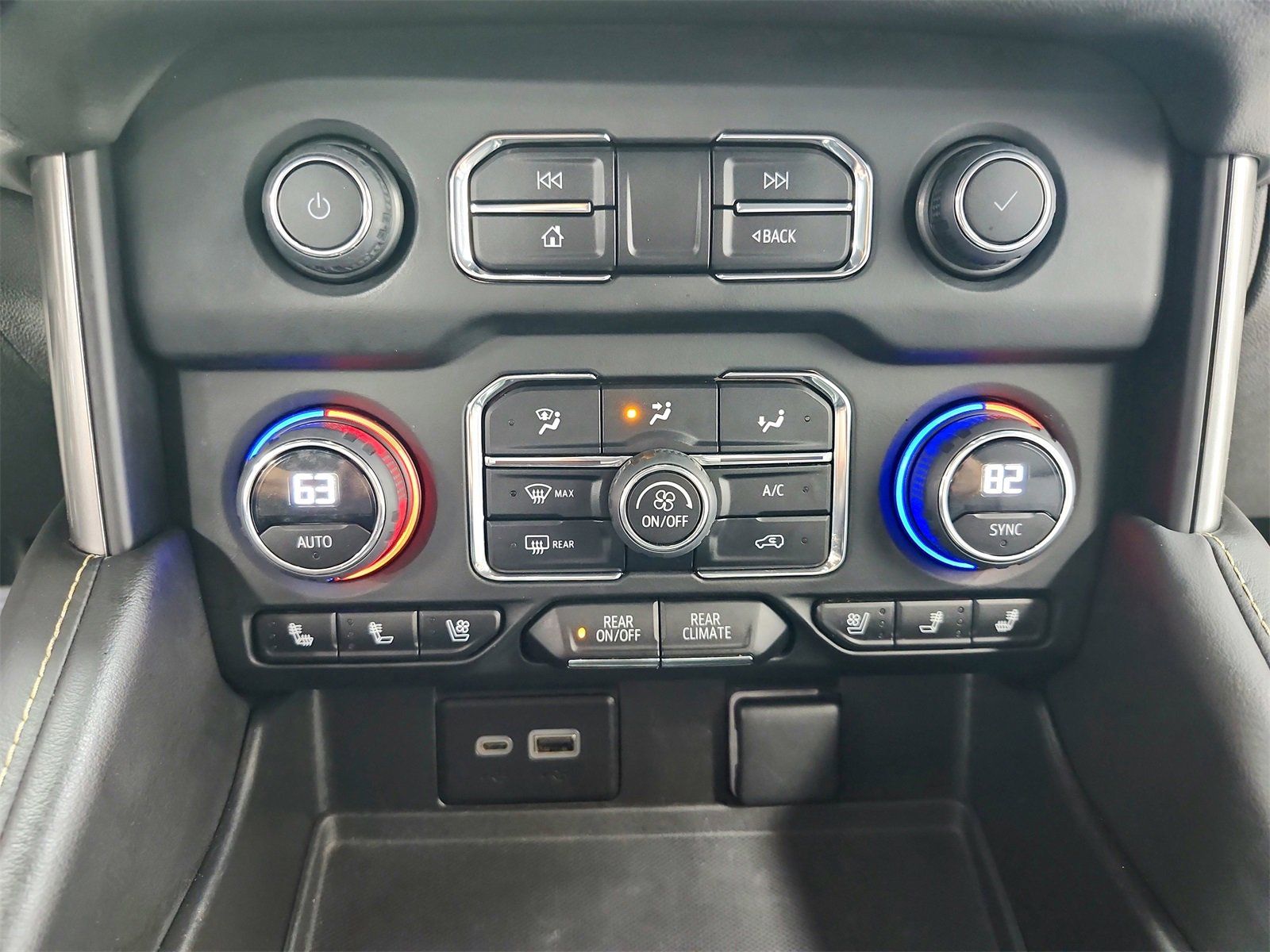 Used 2023 Chevrolet Tahoe Premier image 32