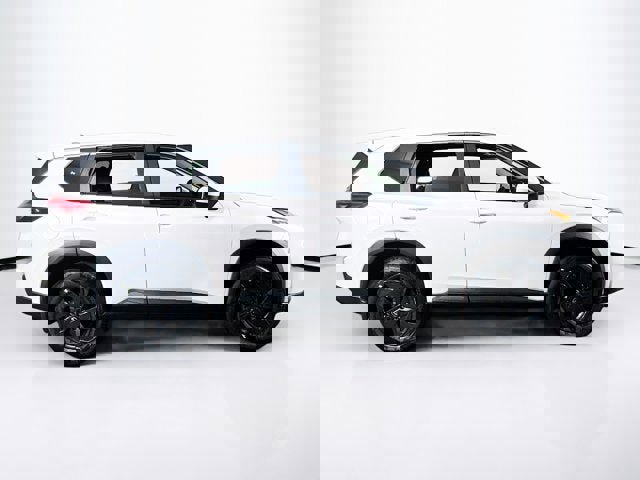 New 2026 Nissan Rogue SV w/ Cold Weather Package image 4