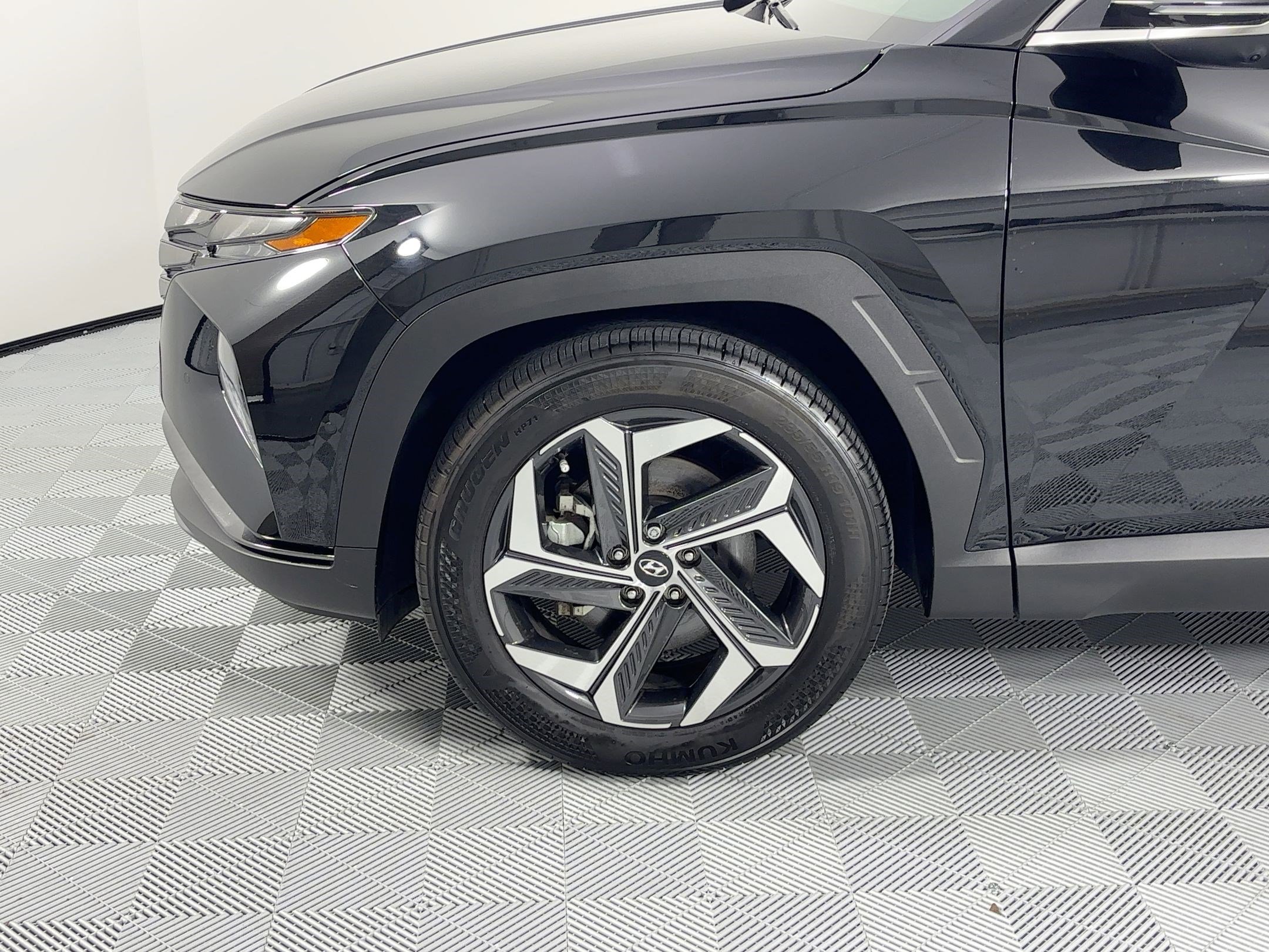 Used 2024 Hyundai Tucson Limited image 12