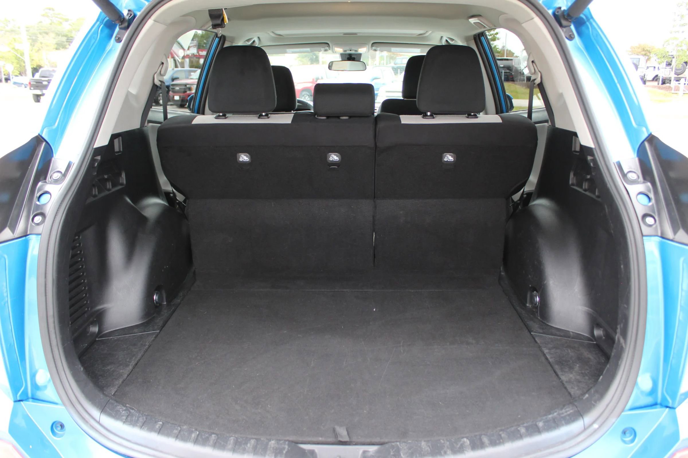 Used 2016 Toyota RAV4 XLE image 22