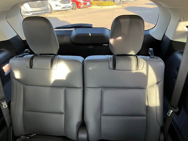 Used 2026 Ford Explorer Active w/ Active Comfort Package image 19