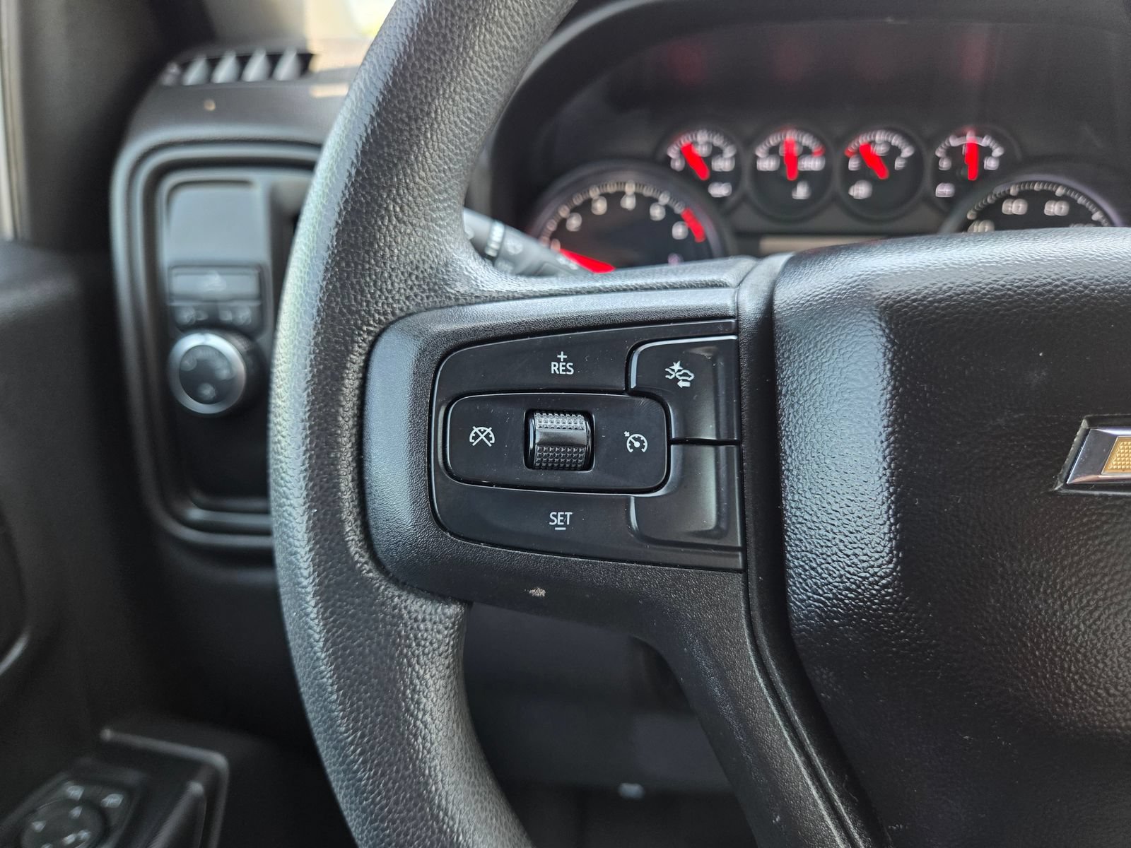 Used 2023 Chevrolet Silverado 1500 Custom RWD image 39