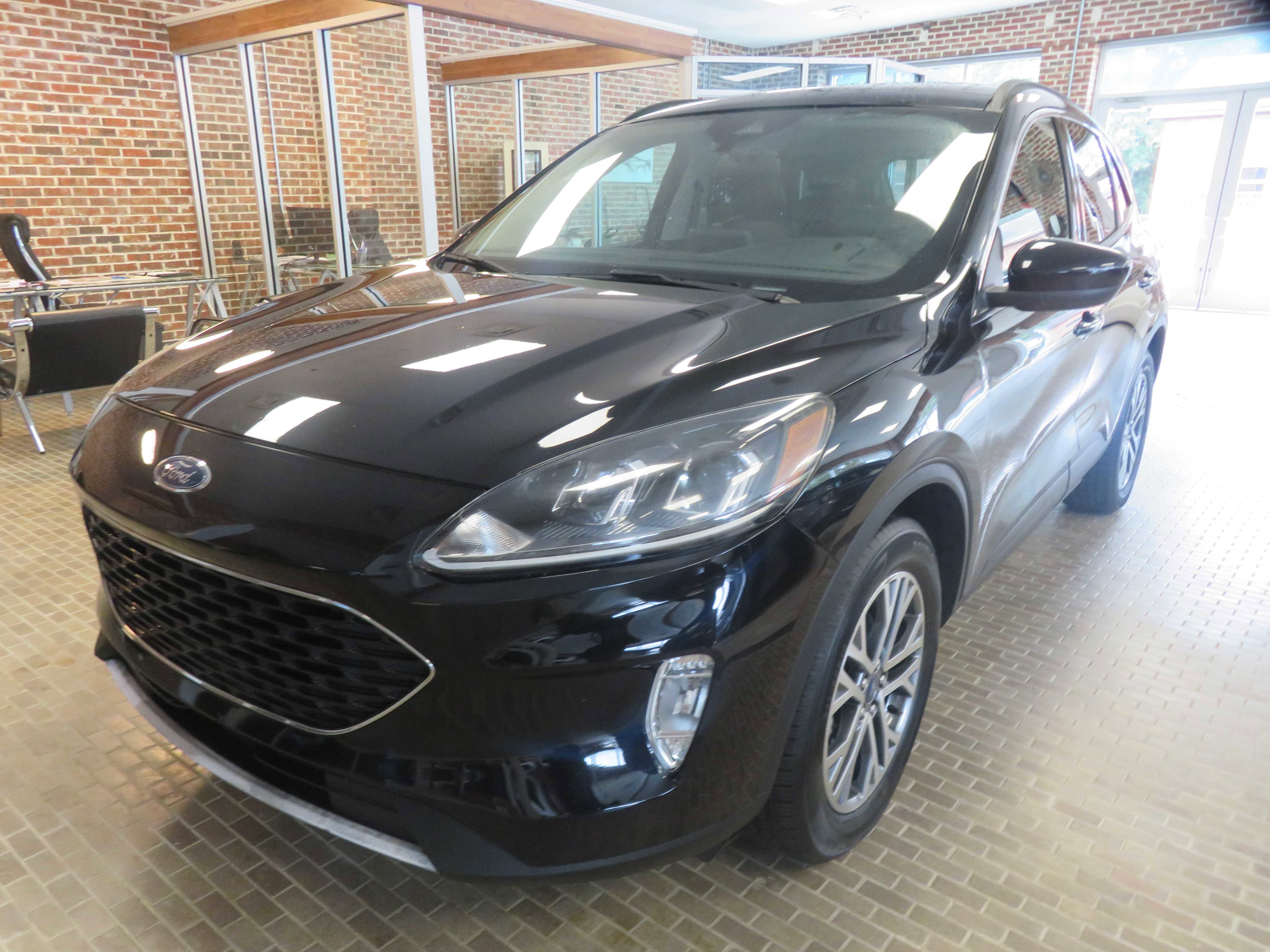Used 2020 Ford Escape SEL