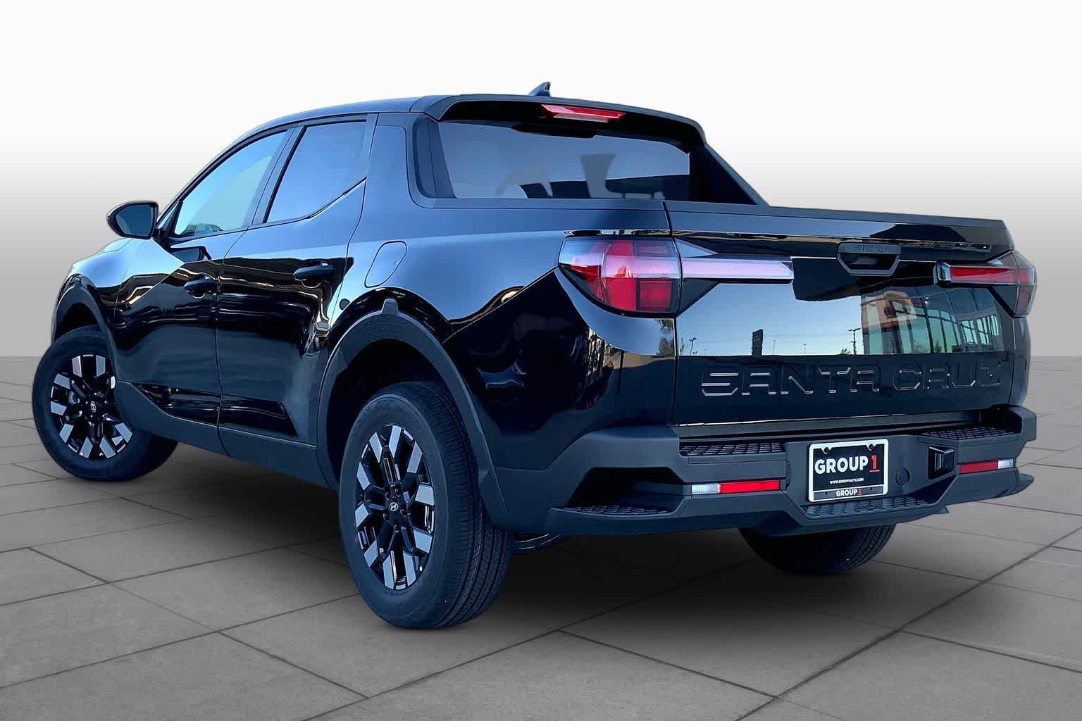New 2027 Hyundai Santa Cruz SE AWD/4WD image 12