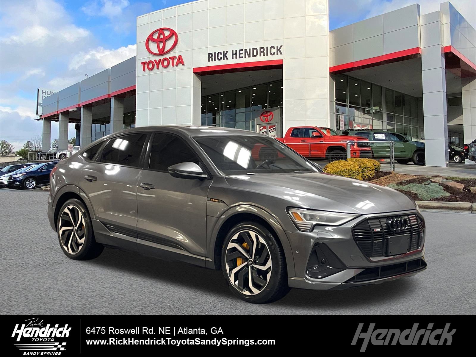 Used 2022 Audi e-tron Premium Plus w/ Premium Plus Package