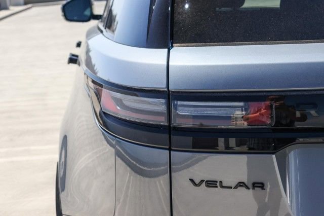 New 2026 Land Rover Range Rover Velar Dynamic SE image 7