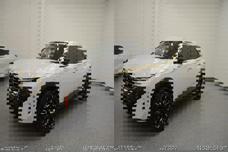 Used 2024 BMW XM image 3