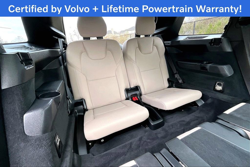 Used 2025 Volvo XC90 B5 Plus image 37