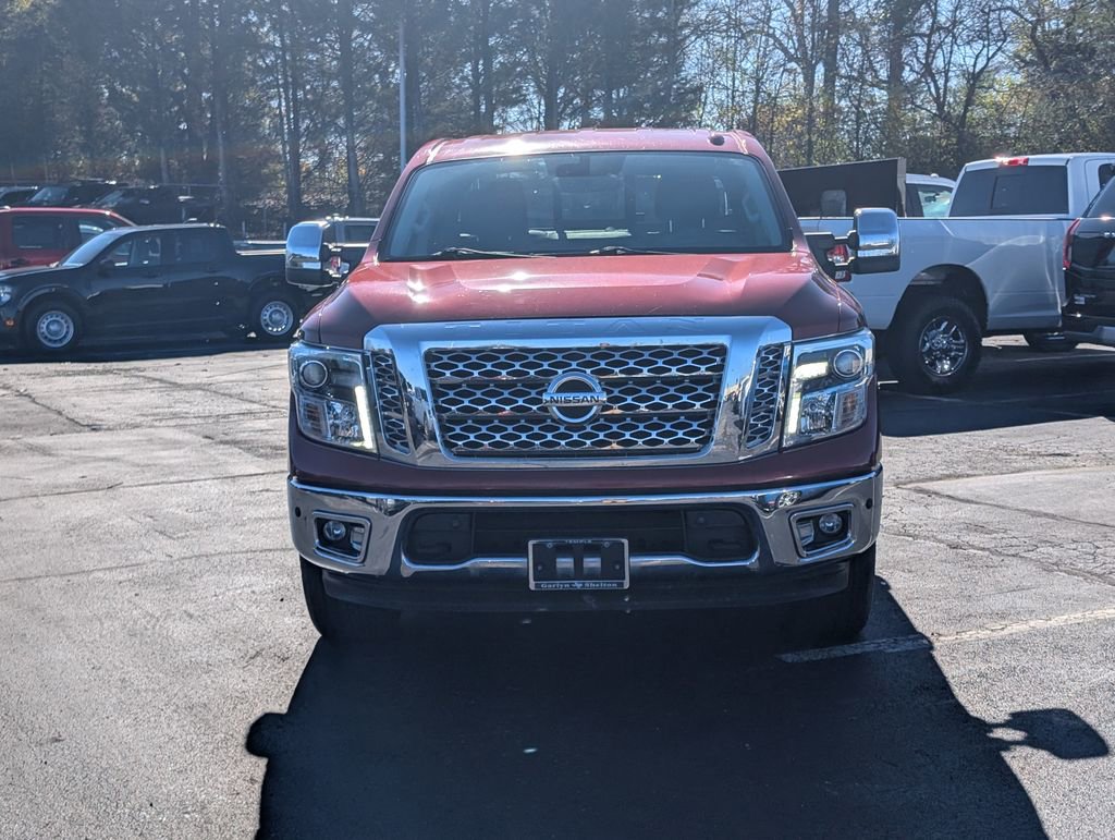 Used 2018 Nissan Titan SL w/ Chrome Package image 5