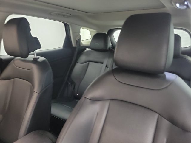 Certified 2023 Kia Sportage SX FWD image 19