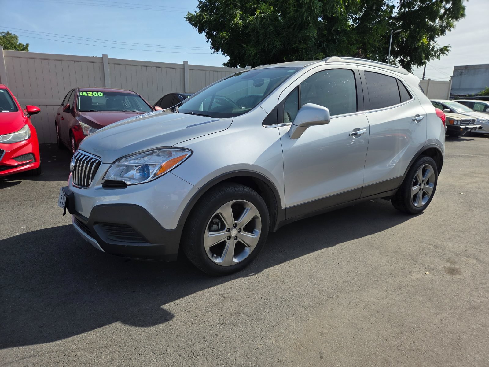 Used 2013 Buick Encore FWD image 1