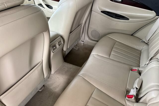 Used 2016 INFINITI QX50 AWD w/ Premium Plus Package image 12