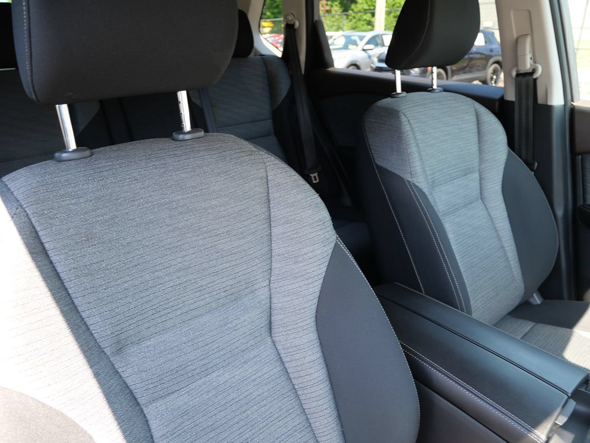 Used 2021 Nissan Rogue S FWD image 19
