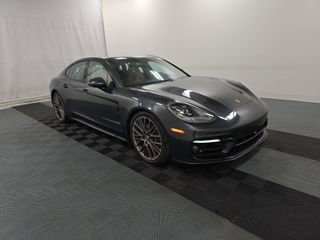 Used 2023 Porsche Panamera 4 Platinum Edition image 8