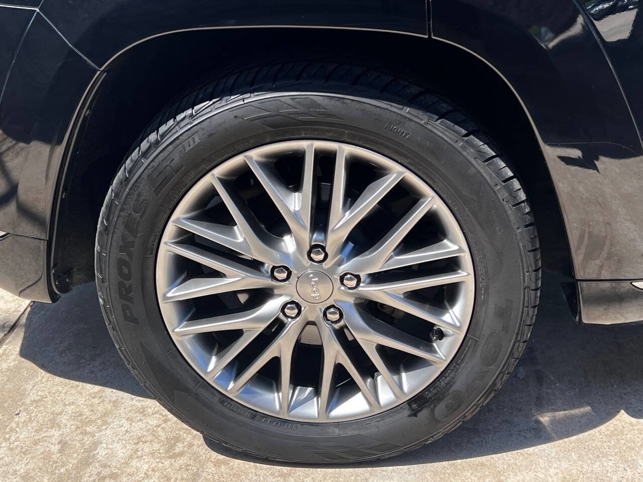Used 2018 Jeep Grand Cherokee Summit image 10