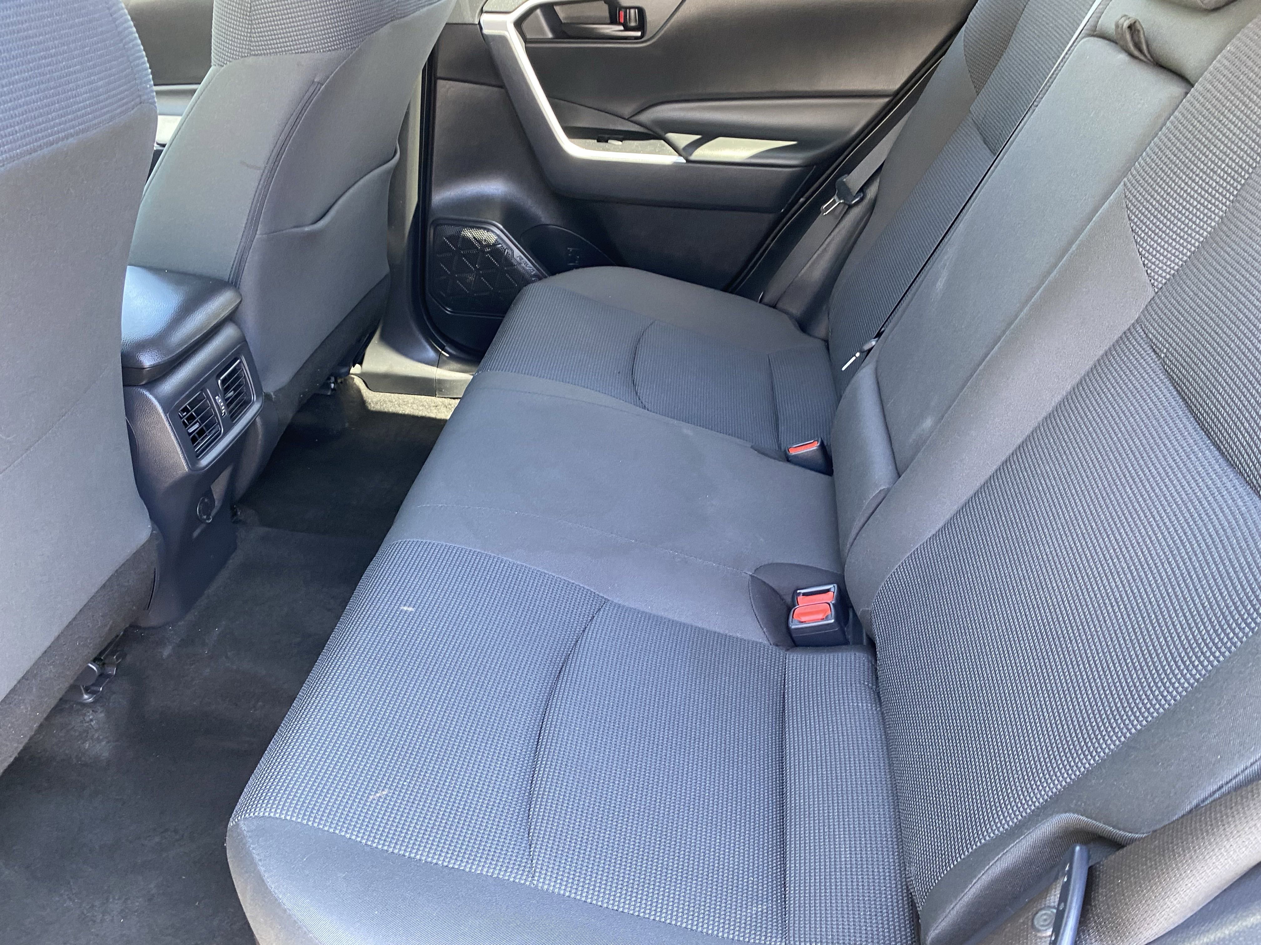 Used 2025 Toyota RAV4 LE image 13