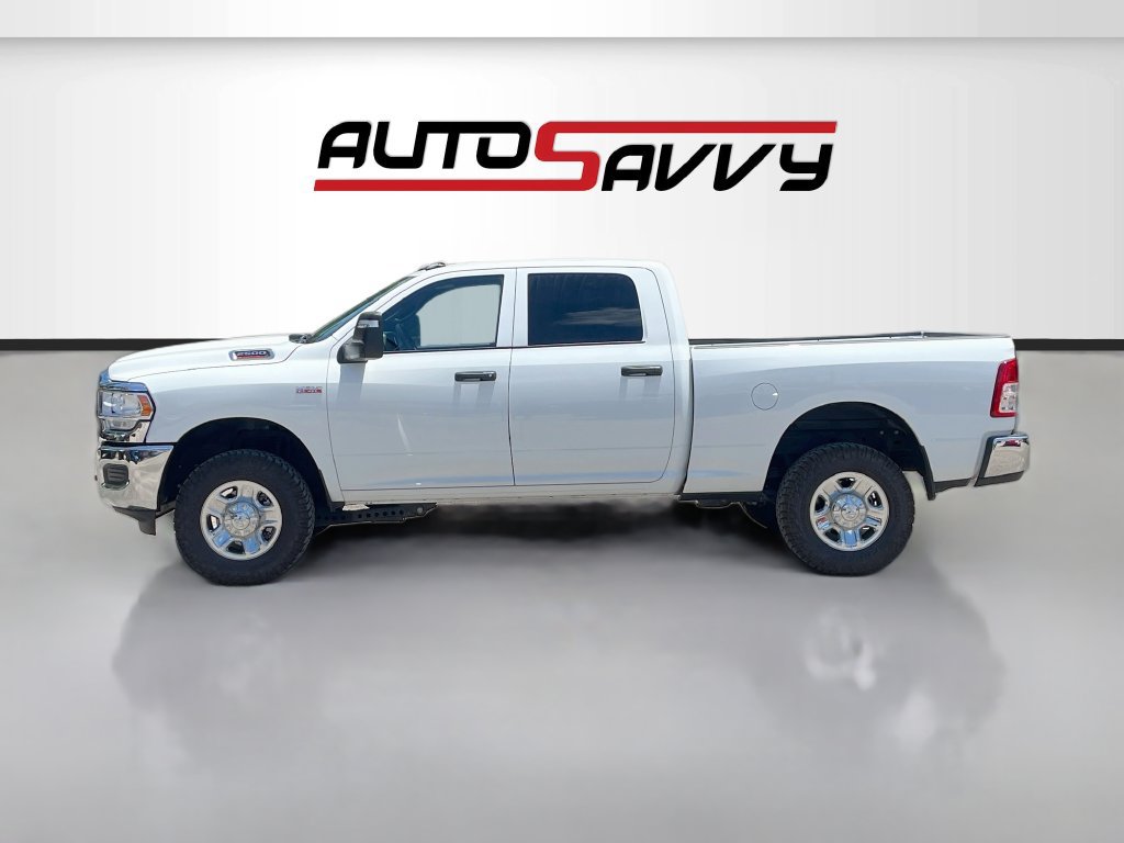 Used 2024 RAM 2500 Tradesman w/ Chrome Appearance Group AWD/4WD image 4