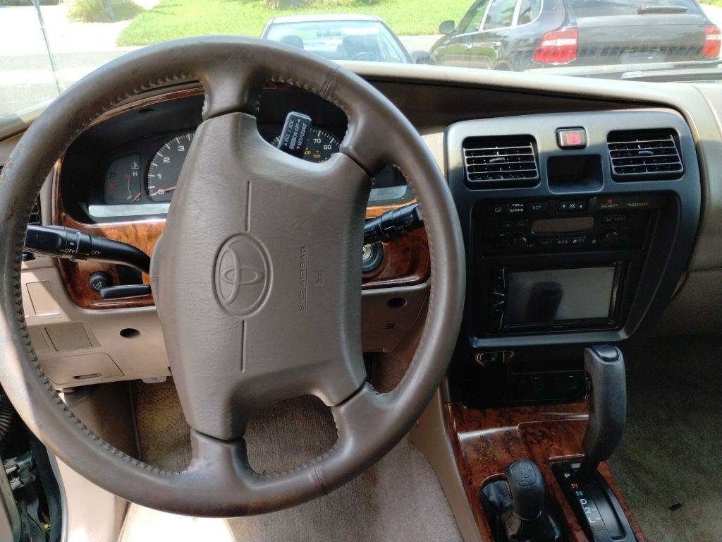 Used 2000 Toyota 4Runner Limited image 6