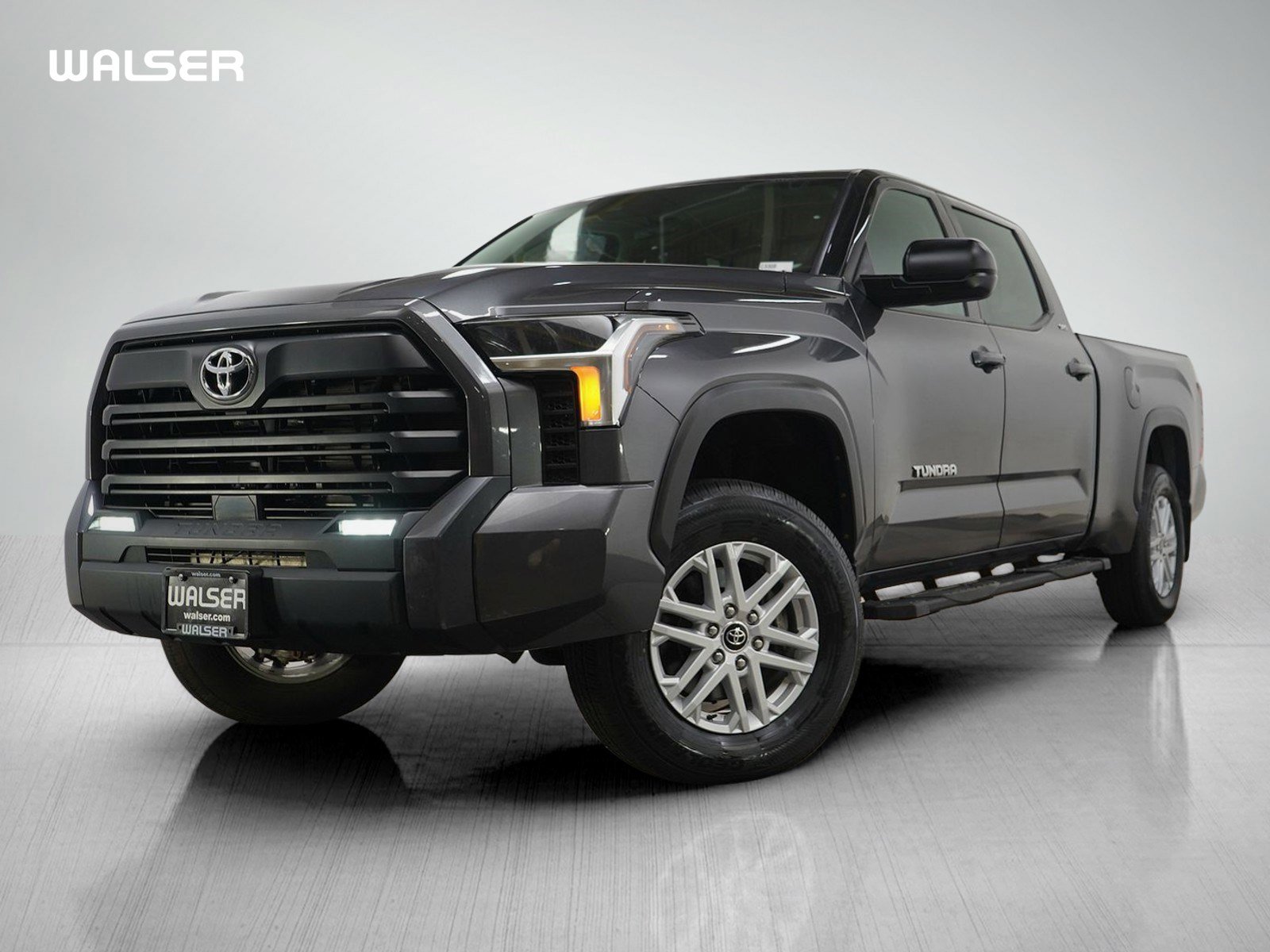 Used 2022 Toyota Tundra SR5 AWD/4WD video 1