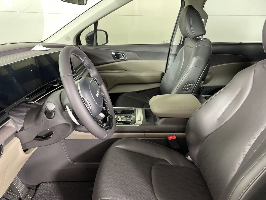 New 2026 Kia Carnival EX image 21