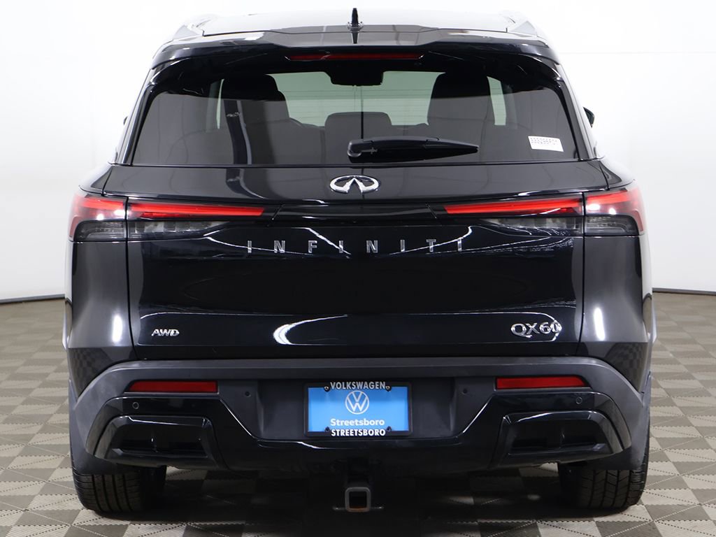Used 2024 INFINITI QX60 Luxe w/ Vision Package AWD/4WD image 16