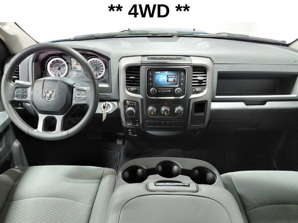 Certified 2018 RAM 1500 Express w/ Express Value Package AWD/4WD image 7