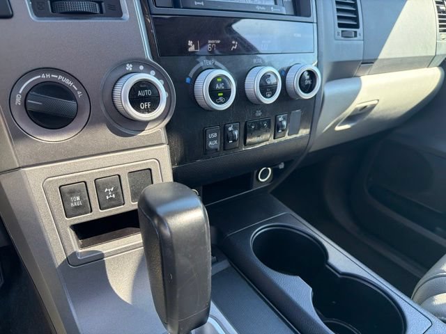 Used 2016 Toyota Sequoia SR5 w/ Premium Package AWD/4WD image 21