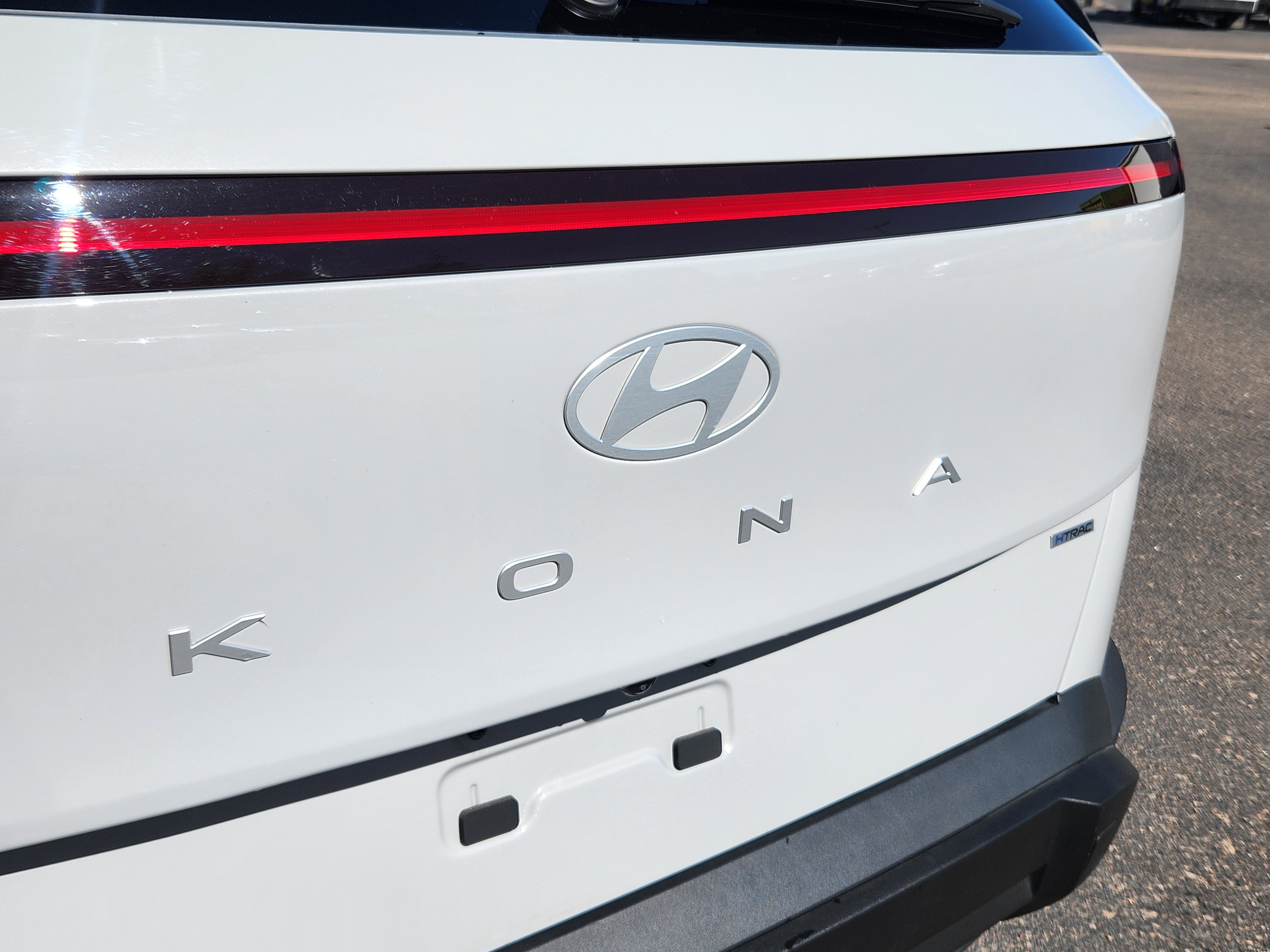 Used 2025 Hyundai Kona SEL image 17