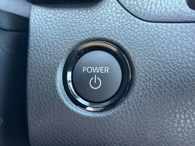 Used 2026 Toyota Camry LE w/ Convenience Package image 24