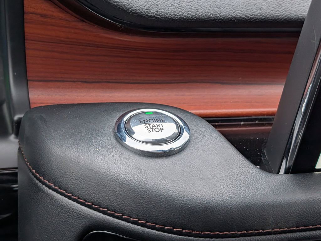 Used 2021 Lincoln Aviator Grand Touring w/ Equipment Group 302A image 24