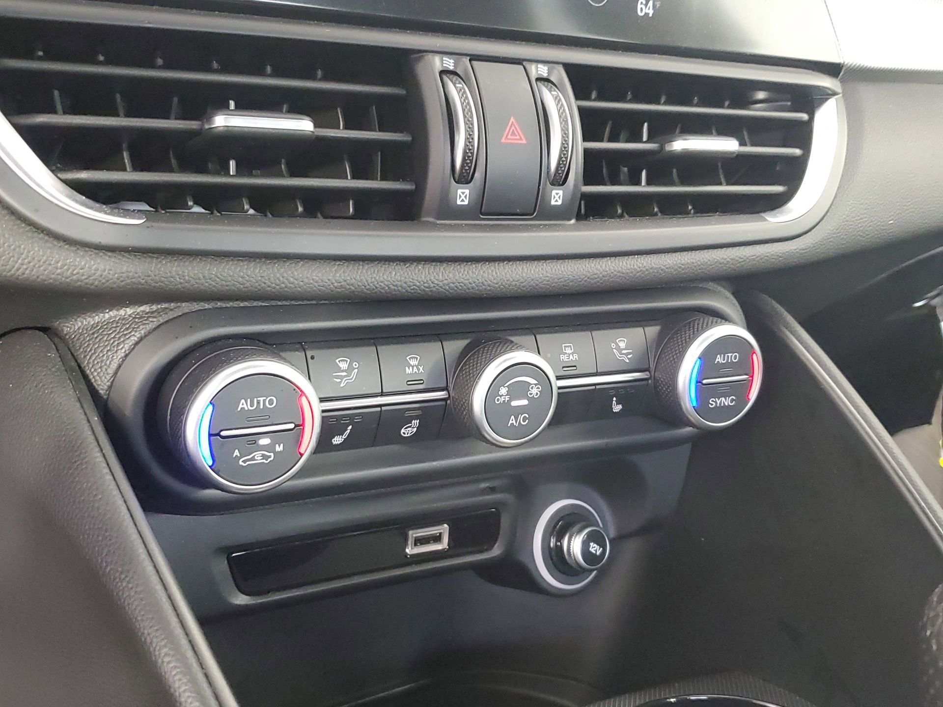 Used 2024 Alfa Romeo Giulia Ti w/ Active Assist Plus Package image 40