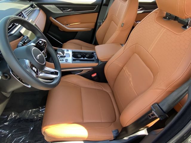 New 2025 Jaguar F-PACE R-Dynamic S AWD/4WD image 6