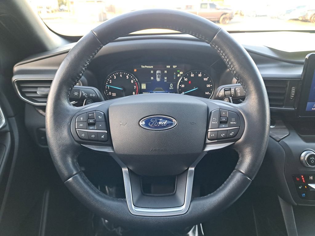 Used 2020 Ford Explorer Limited w/ Class III Trailer Tow Package image 19